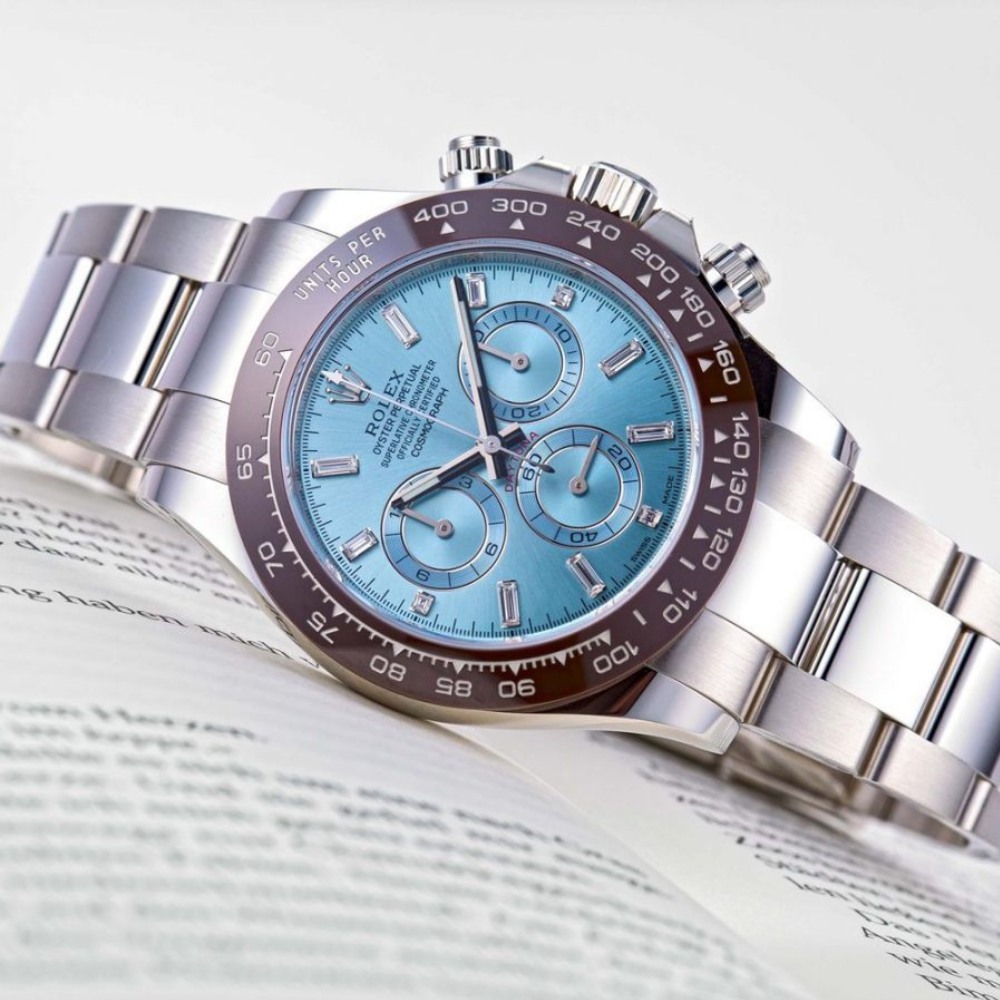 Daytona 40mm 116506 Platinum Ice Blue Diamond Baguette Dial