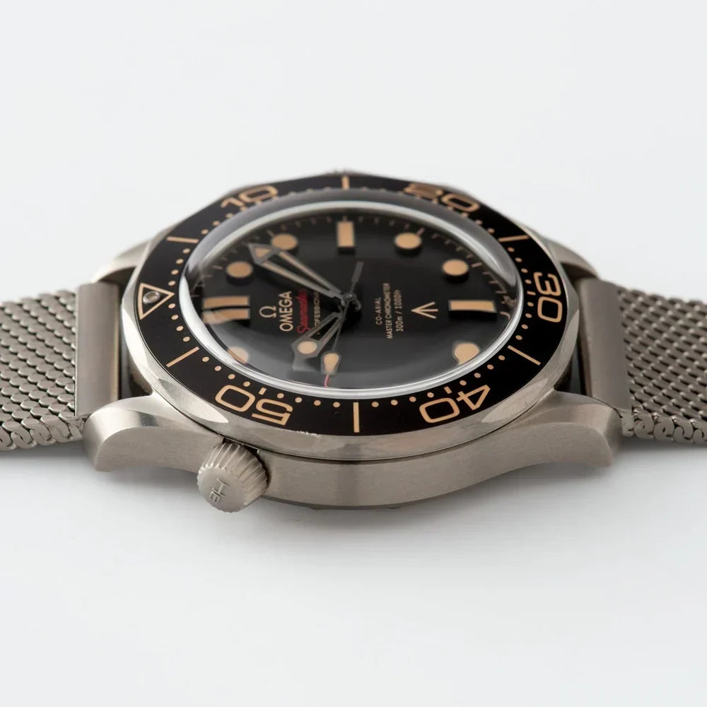 Seamaster 300 James Bond Reference 210.90.42.20.01.001
